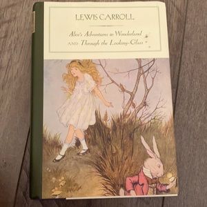 Alice in wonderland 2 in 1 book CLASSIC BOOK